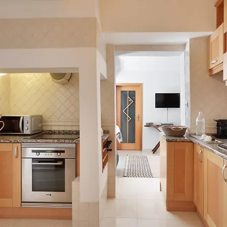 Alfama Terrace Apartamento *