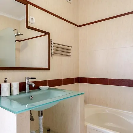 Alfama Terrace Apartamento *